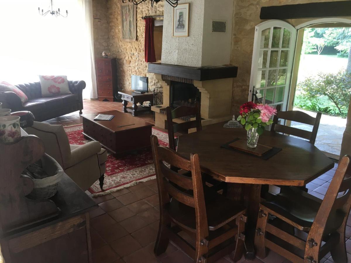 Le Petit Chateau - Adults Only Property Le Bugue Exterior foto