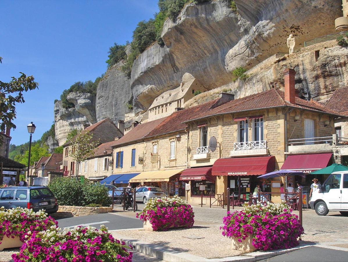 Le Petit Chateau - Adults Only Property Le Bugue Exterior foto