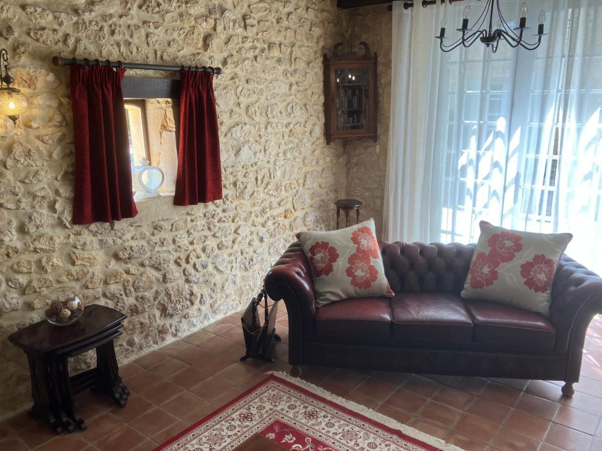 Le Petit Chateau - Adults Only Property Le Bugue Exterior foto